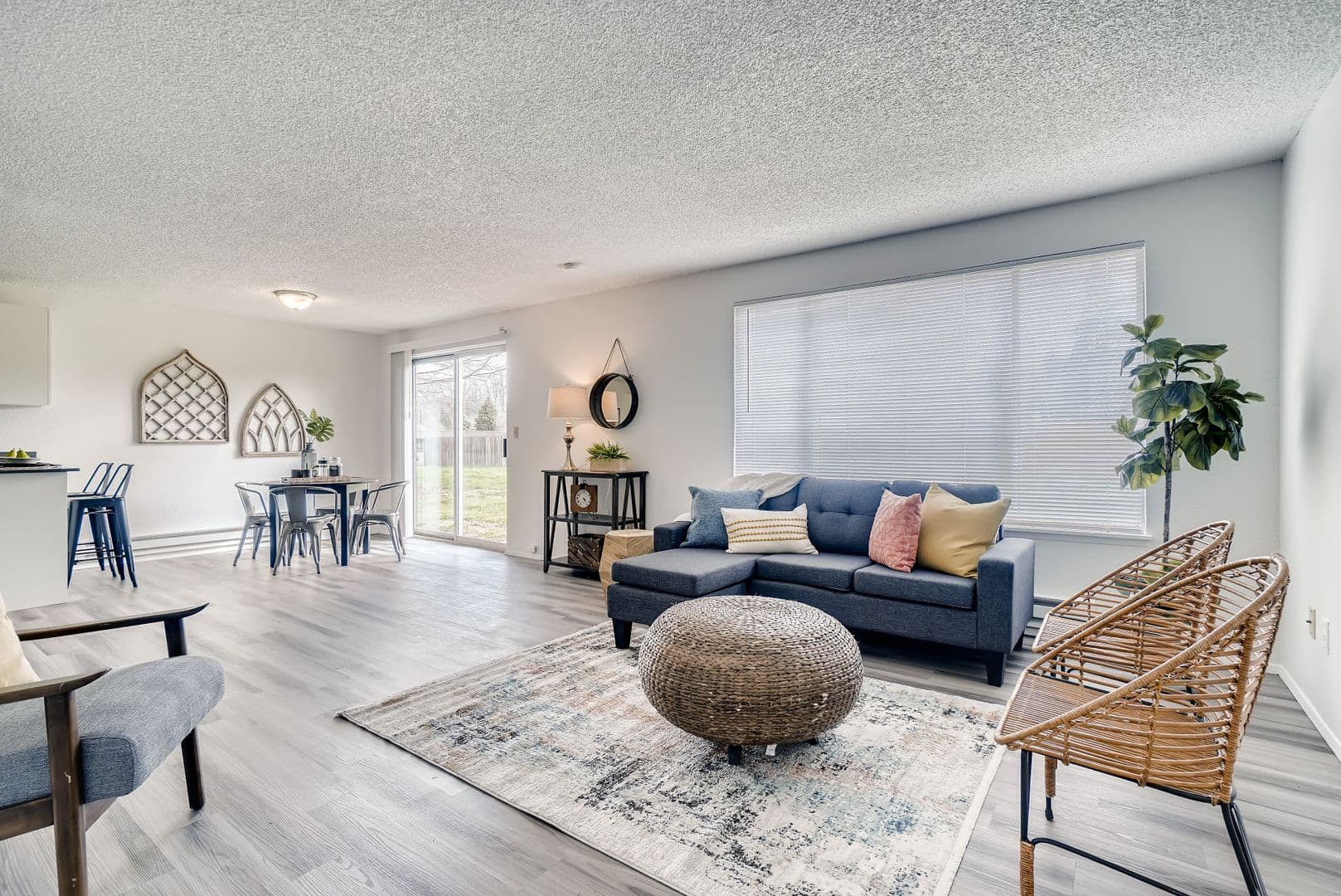 Auburn Multiplex: 2307 L Street NE