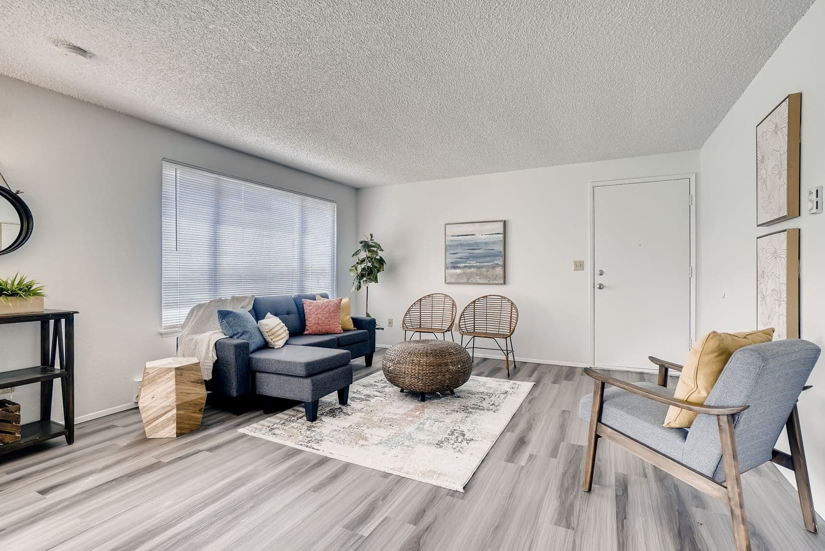 Auburn Multiplex: 2307 L Street NE