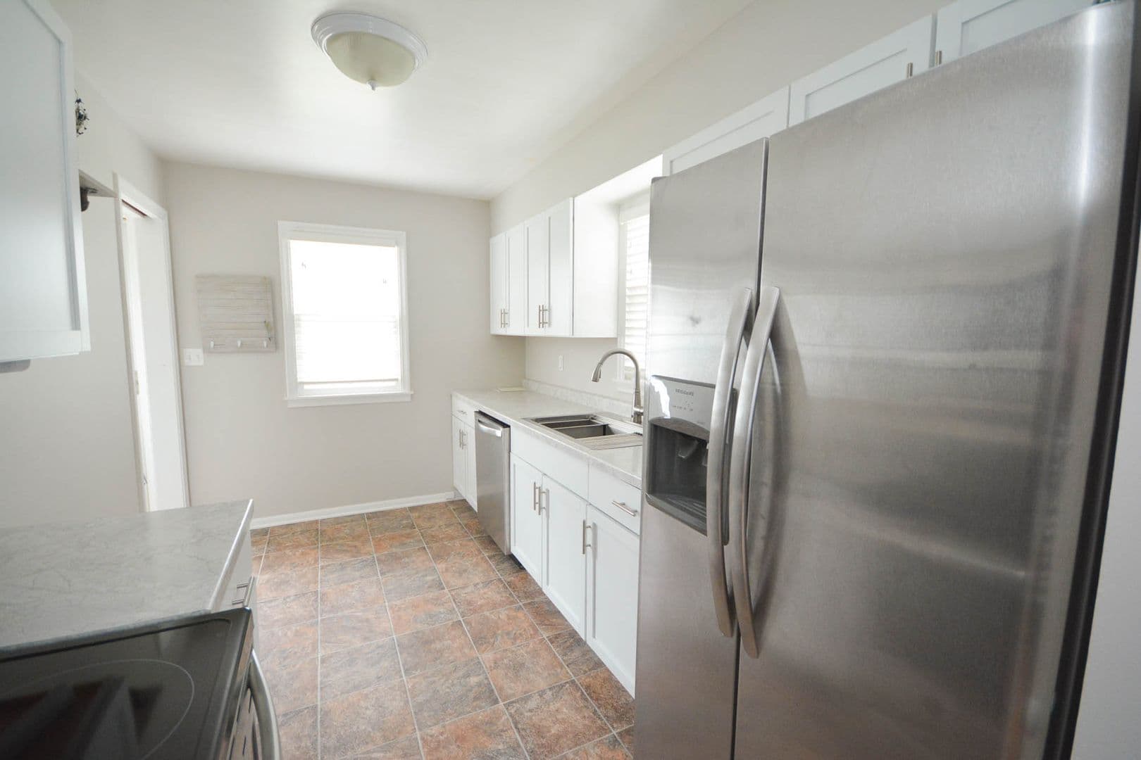 Rochester House: 316 18-1/2 Ave SW
