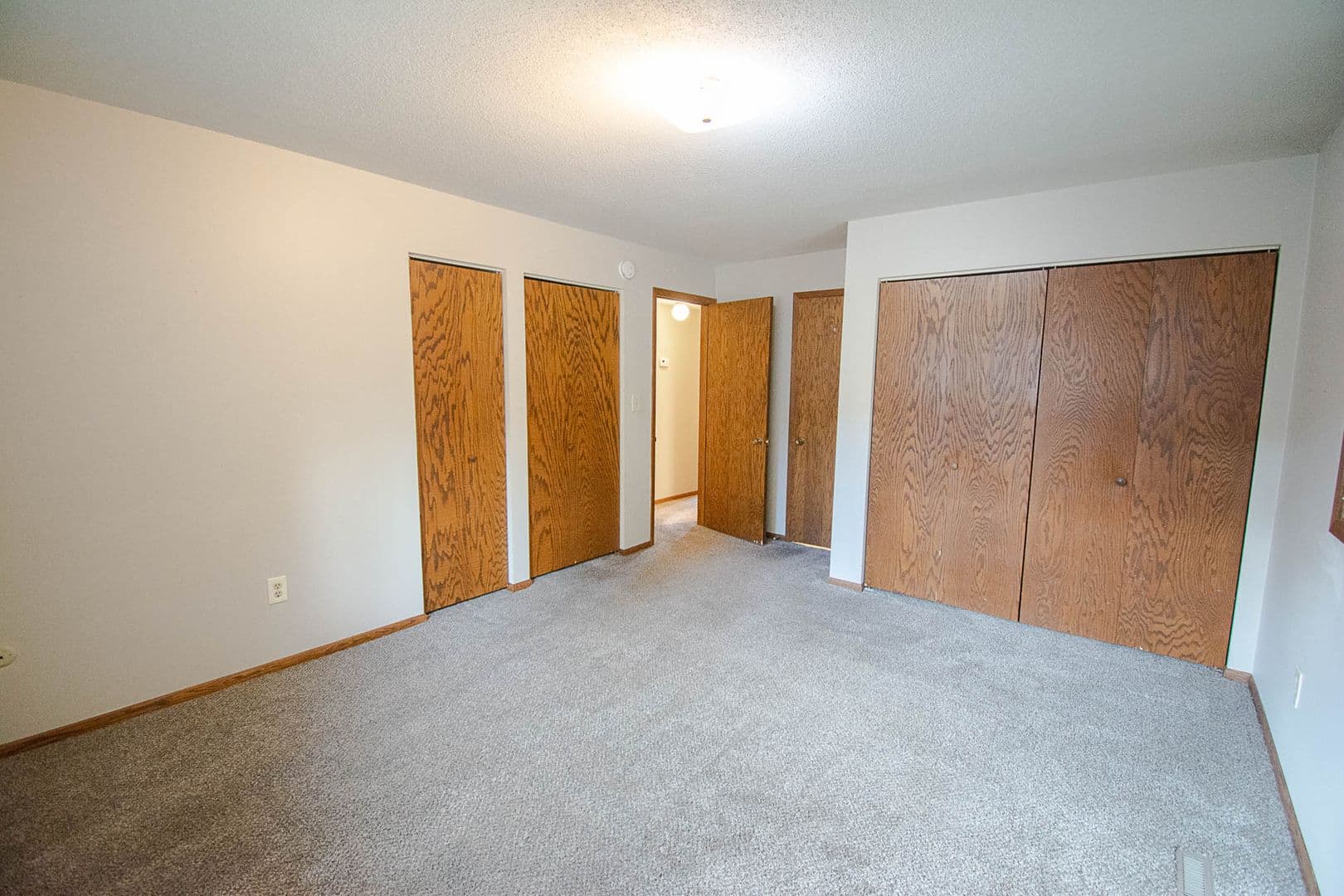 Rochester Apartment: 1720-1722 41st St NW