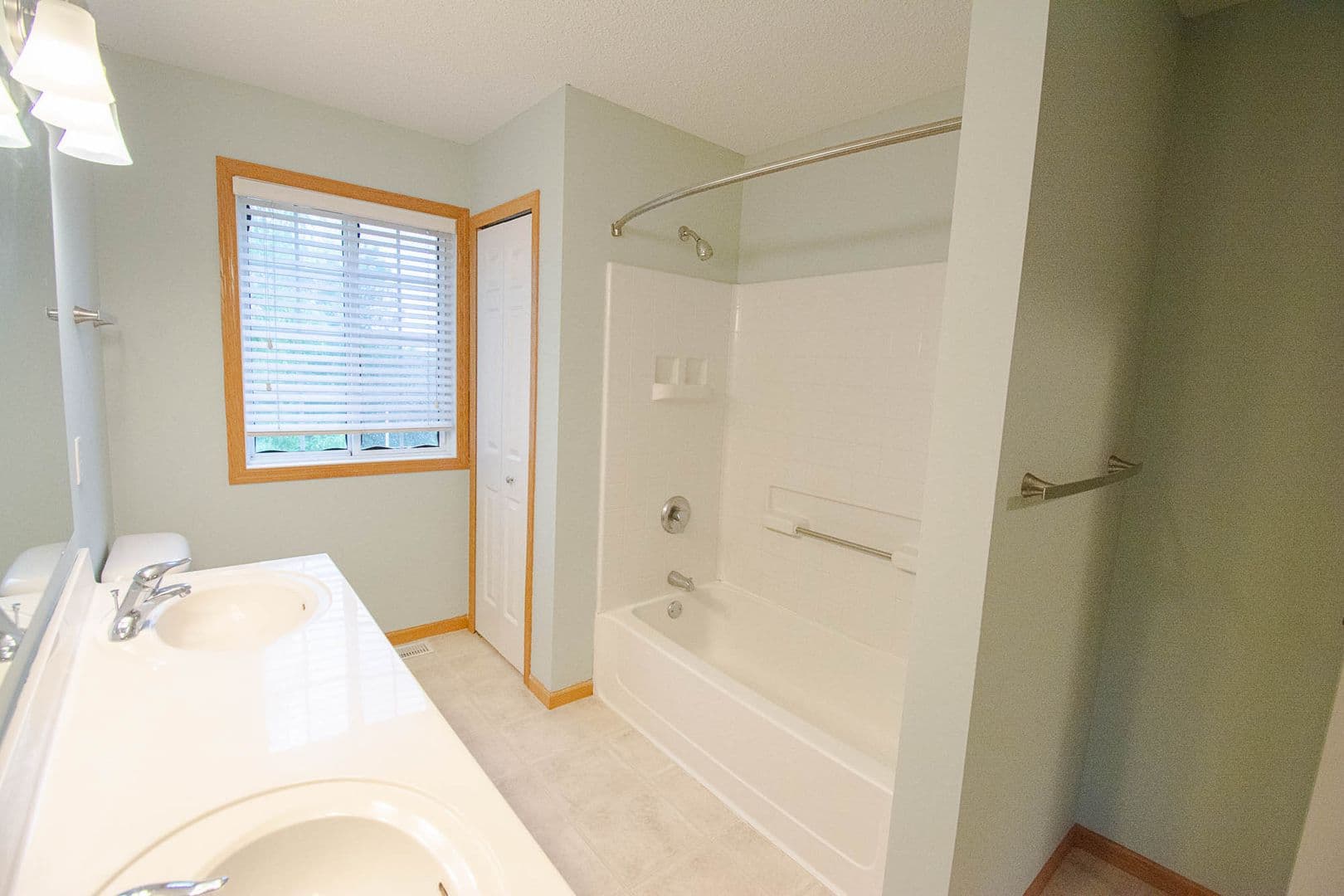 Rochester House: 6281 29th Ave NW