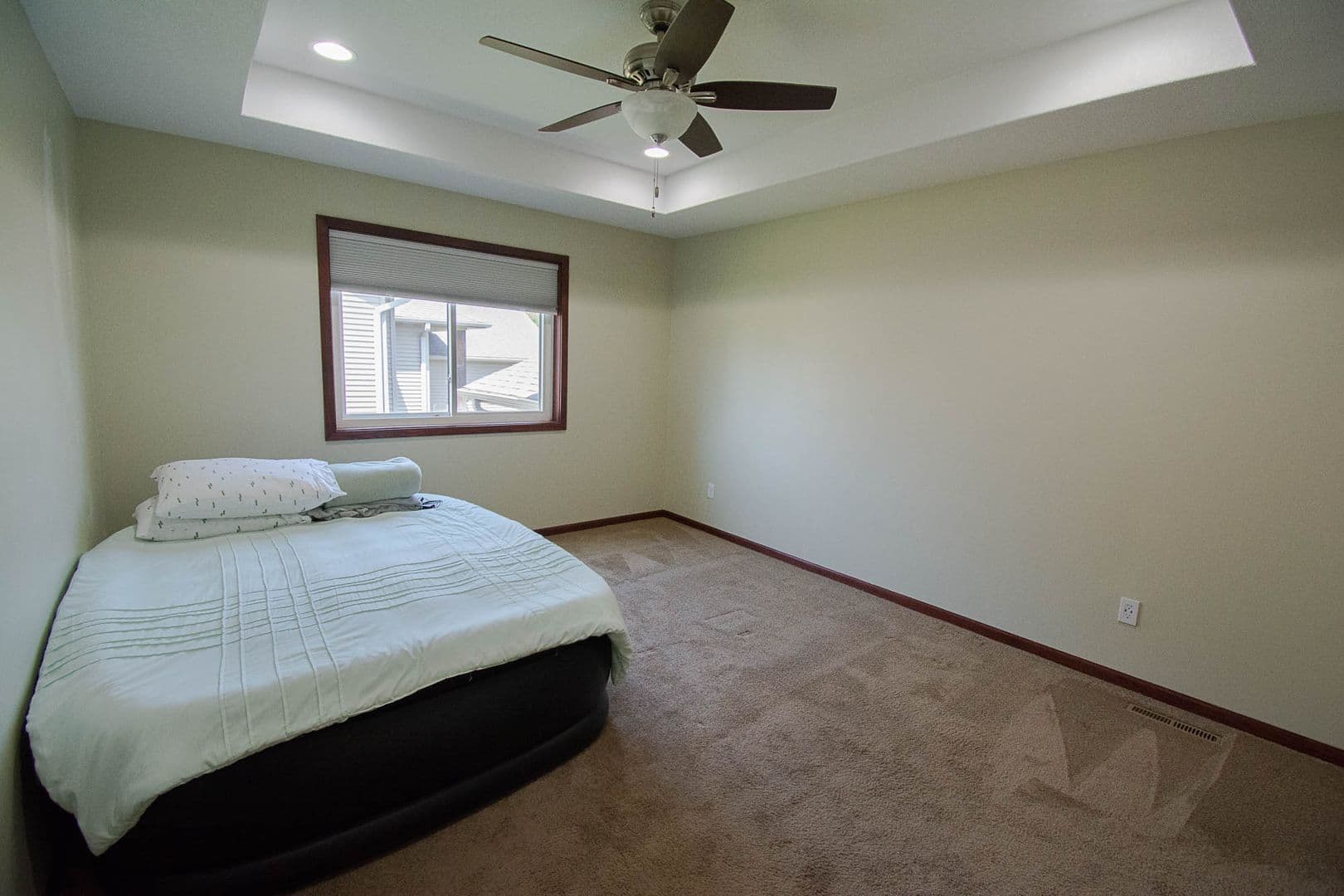 Rochester House: 6143 39th Ave NW