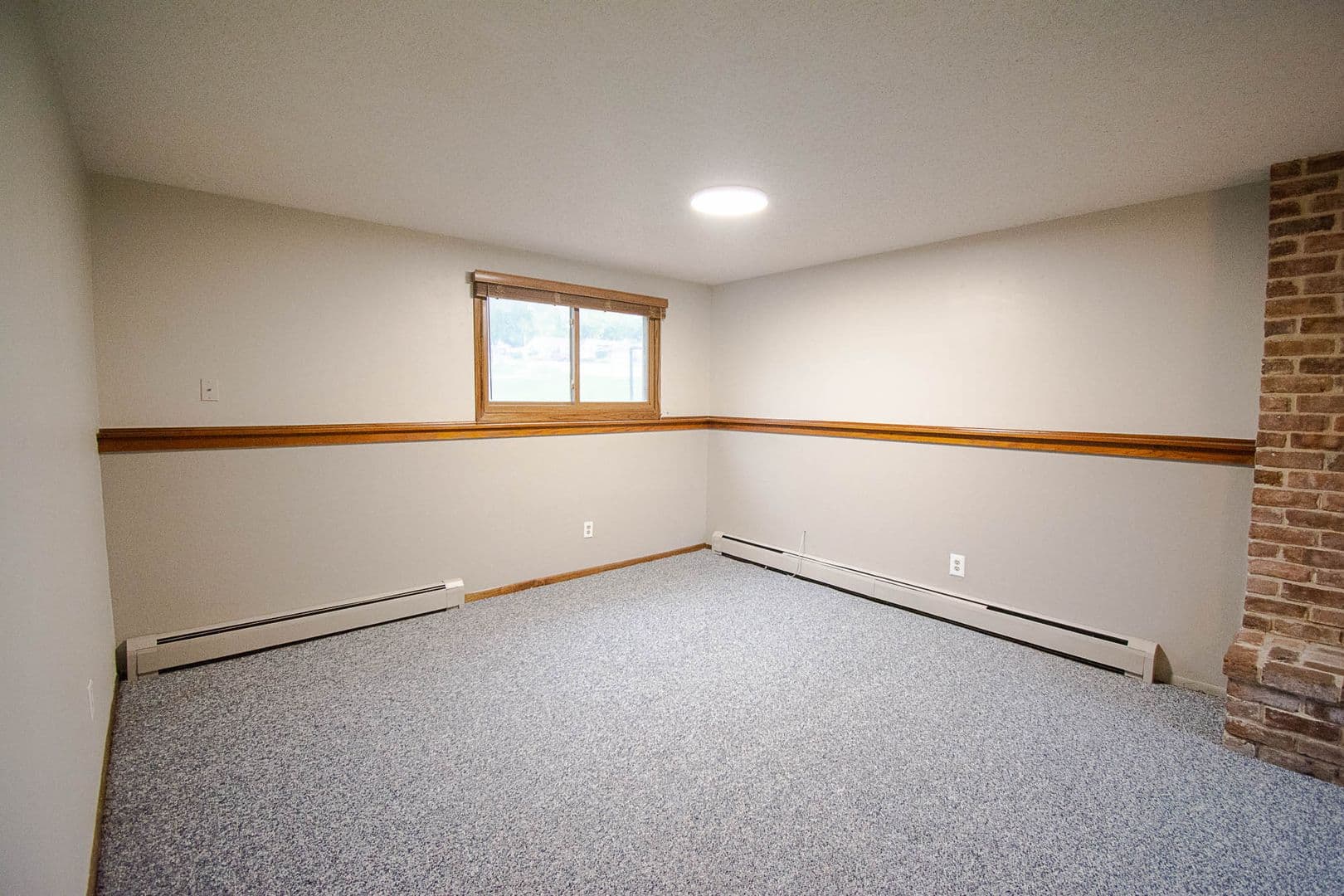 Rochester House: 3703 Willow Heights Dr SW