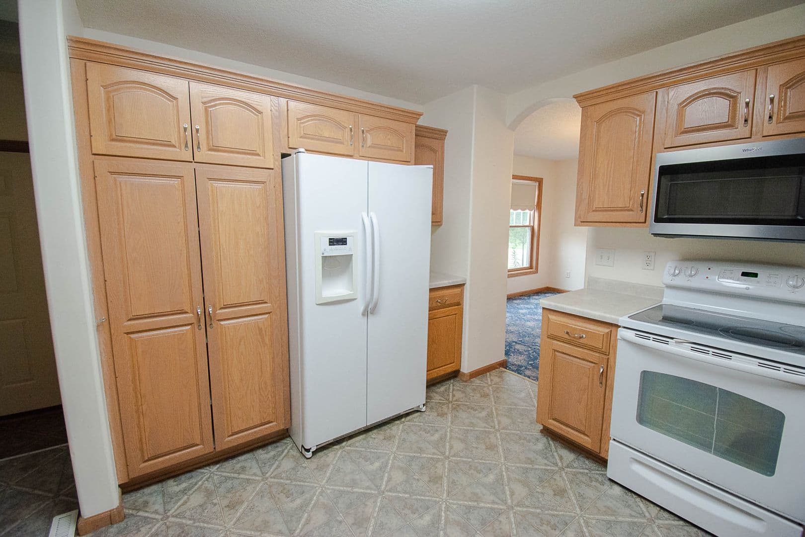 Rochester House: 919 Baird Ln NE