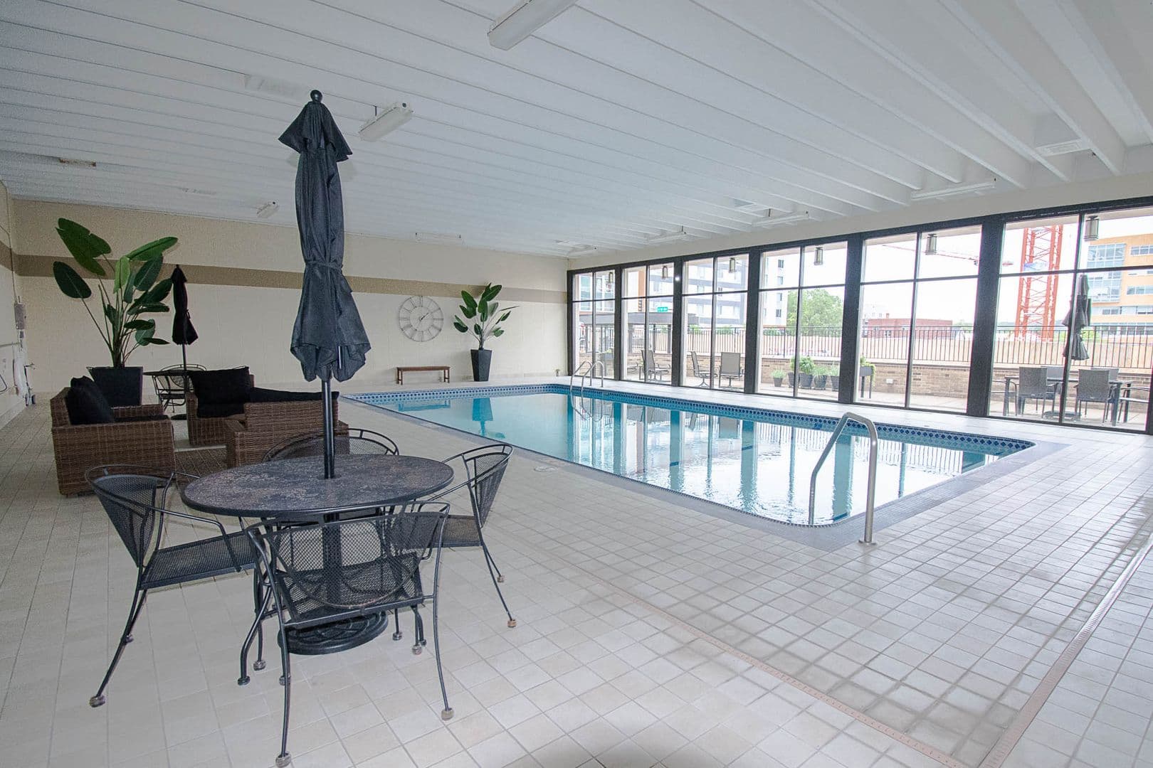 Rochester House: 207 5th Ave SW # 206