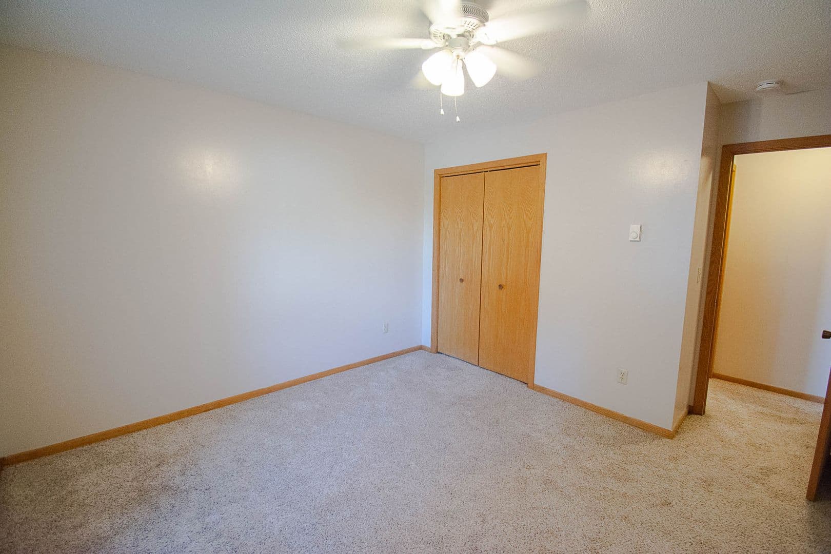Rochester Apartment: 2315 30th Ave NW - Hamilton