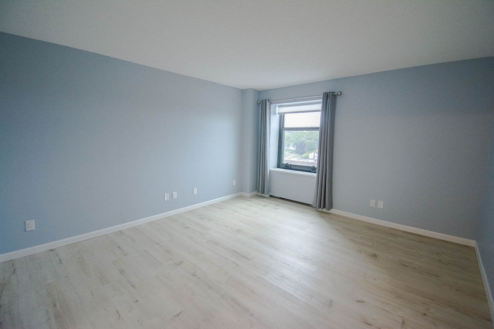 Rochester House: 207 5th Ave SW # 1001