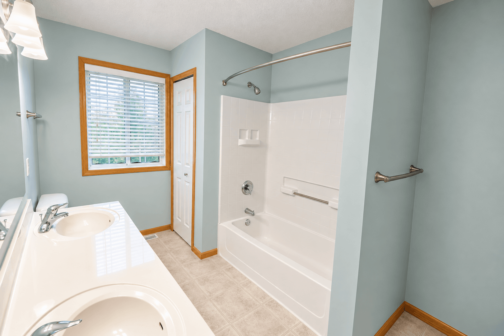 Rochester House: 6281 29th Ave NW