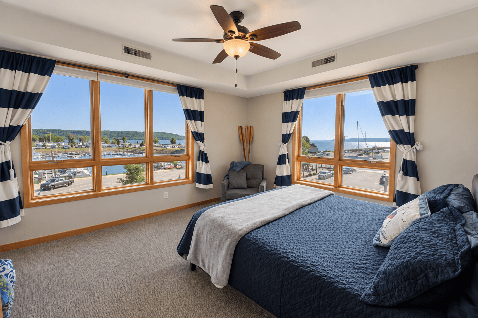 Lake City Condo: 101 S Washington St # 308