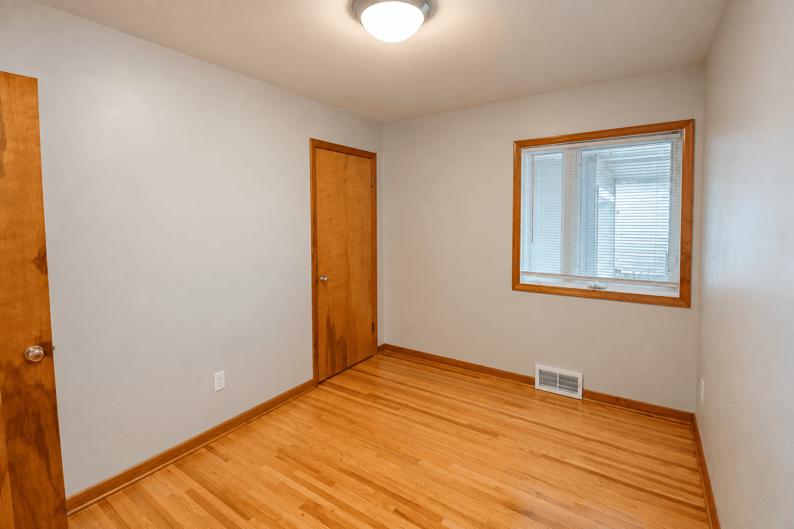 Rochester House: 1332 Elton Hills Dr NW
