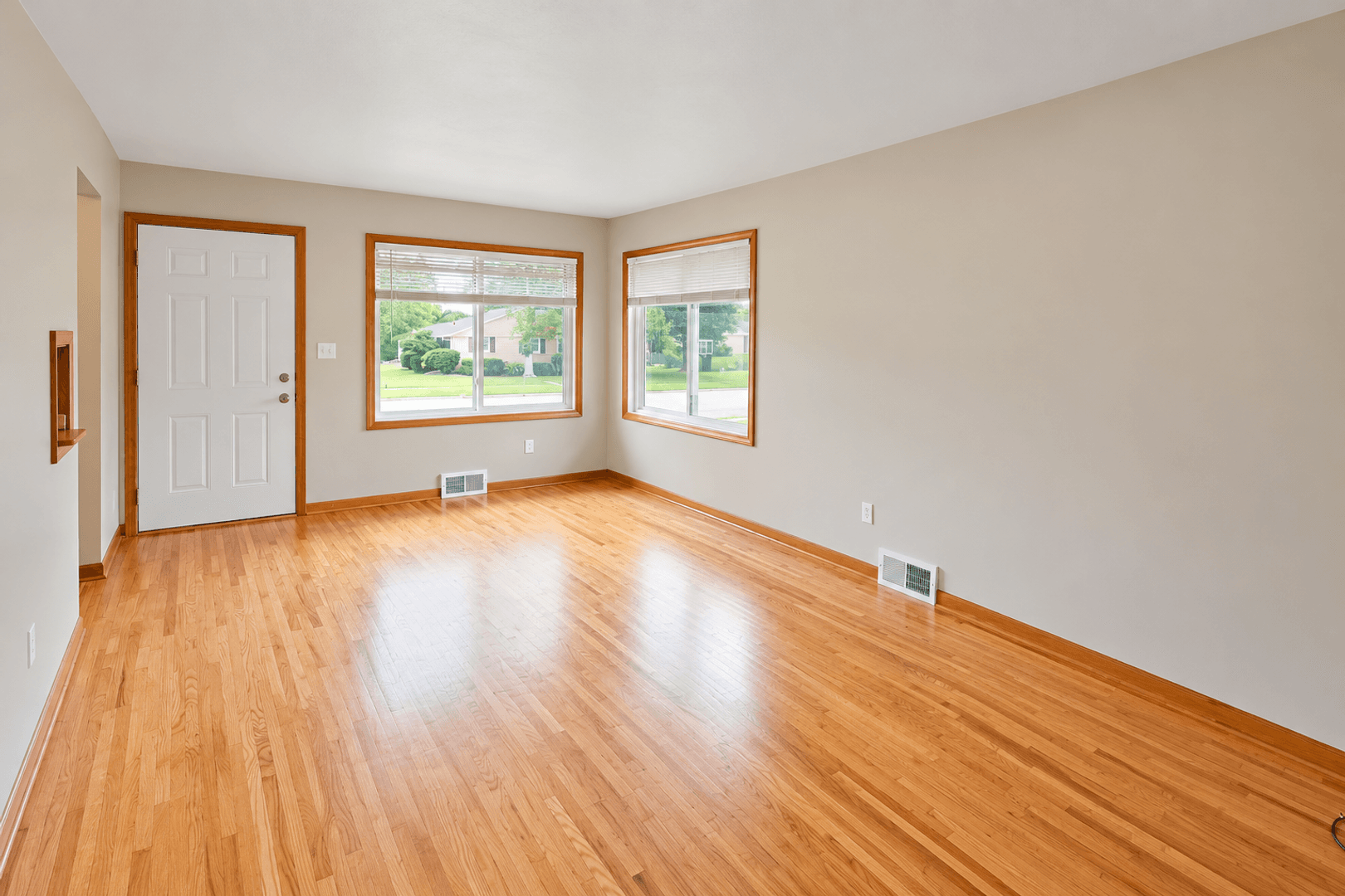 Rochester House: 1332 Elton Hills Dr NW