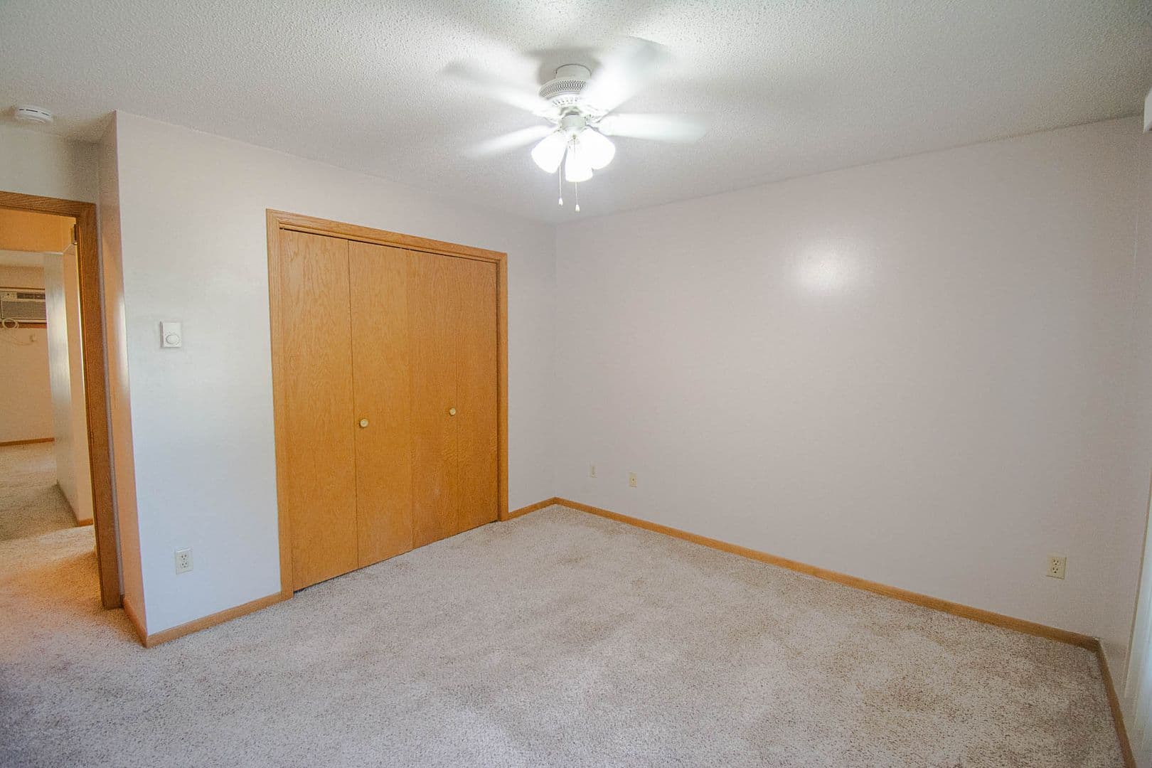 Rochester Apartment: 2315 30th Ave NW - Hamilton