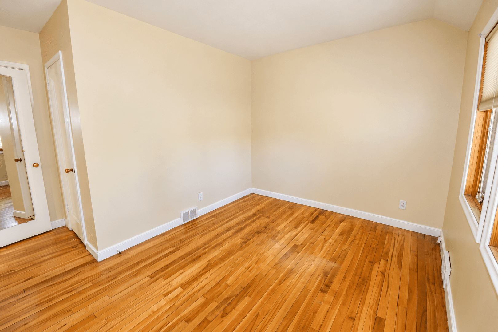 Rochester House: 1407 Durand Ct SE