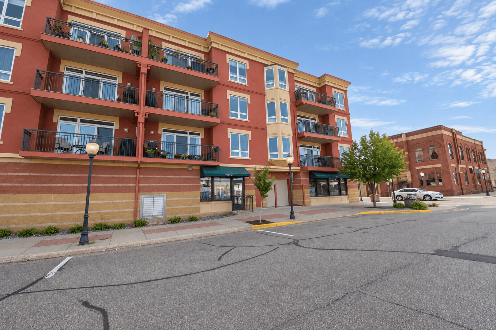 Lake City Condo: 101 S Washington St # 308
