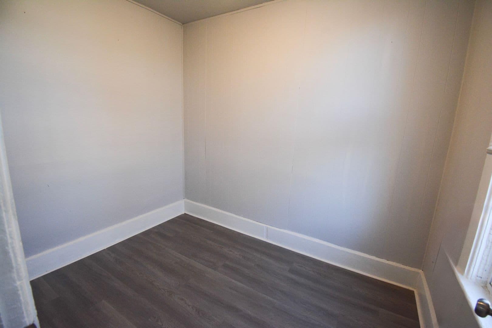 Albert Lea Apartment: 1516/1520 E Hawthorne St