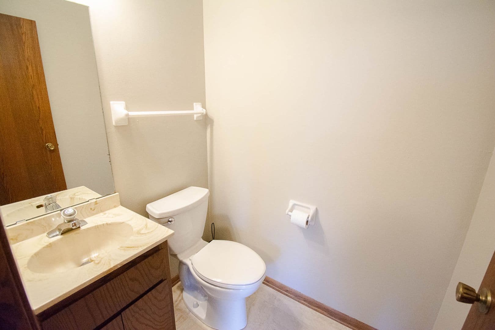 Rochester Apartment: 4433/4435 13th Ave NW