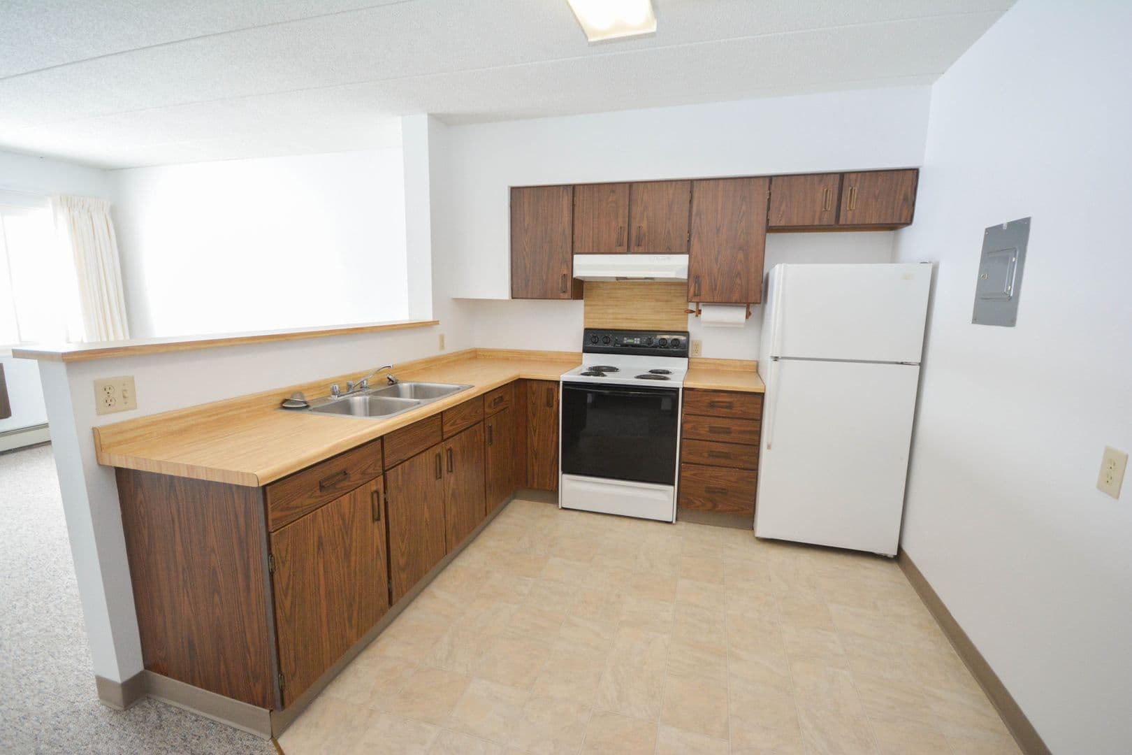 Stewartville Apartment: 125 2nd Ave NE