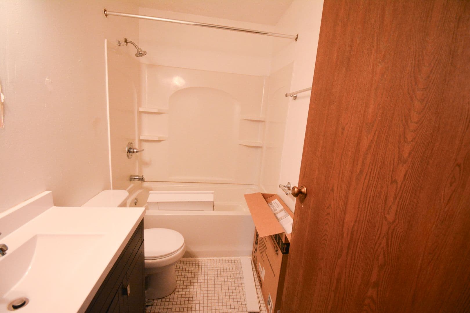 Rochester Condo: 2312 Valleyhigh Dr NW # F105