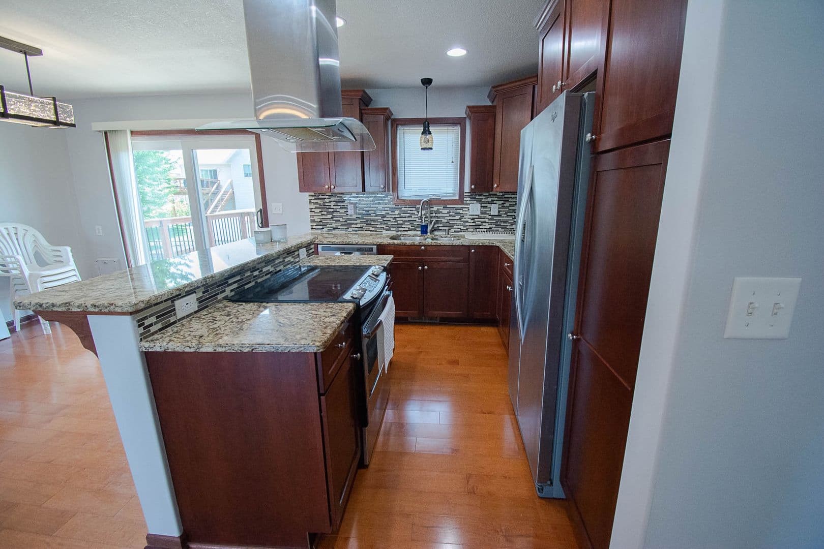 Rochester House: 6143 39th Ave NW