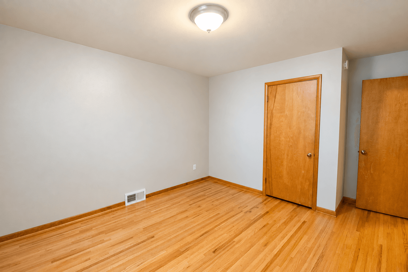 Rochester House: 1332 Elton Hills Dr NW