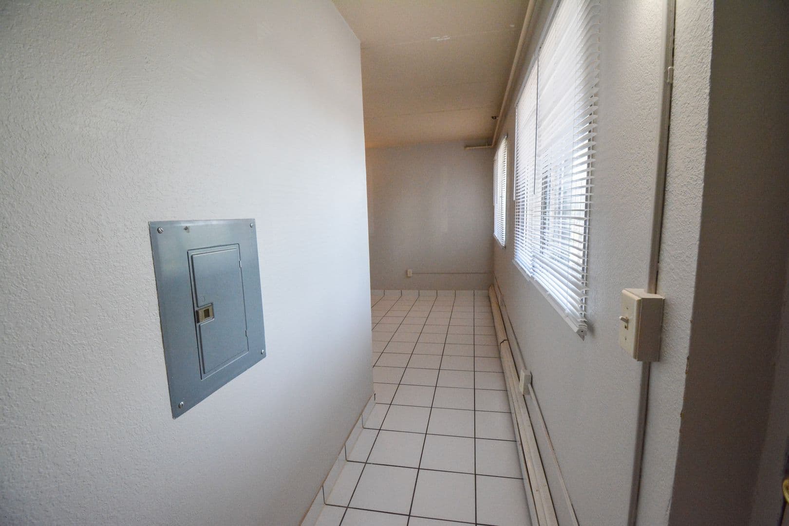 Rochester Apartment: 512 3rd Ave SW
