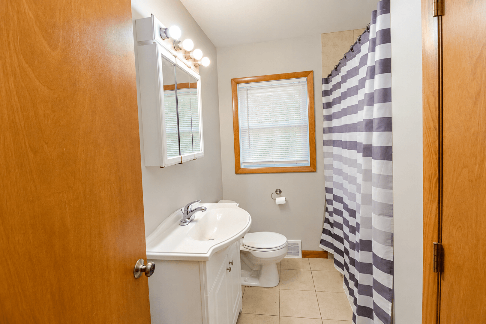 Rochester House: 1332 Elton Hills Dr NW