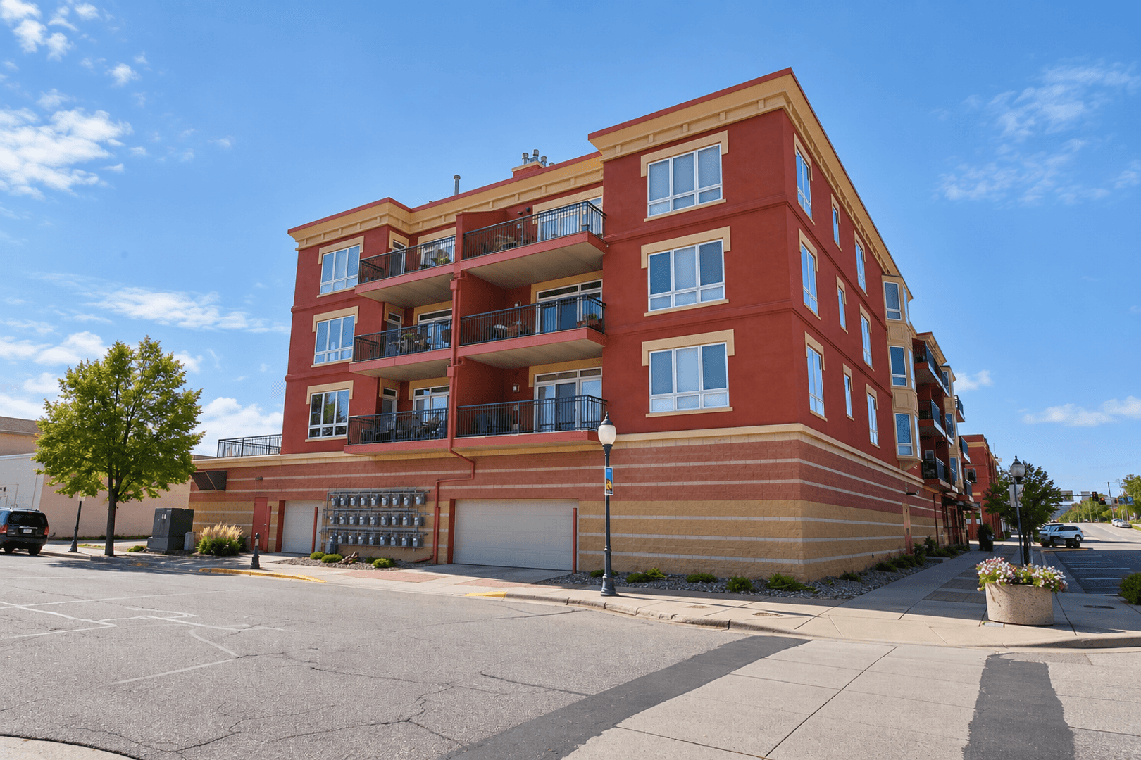 Lake City Condo: 101 S Washington St # 308