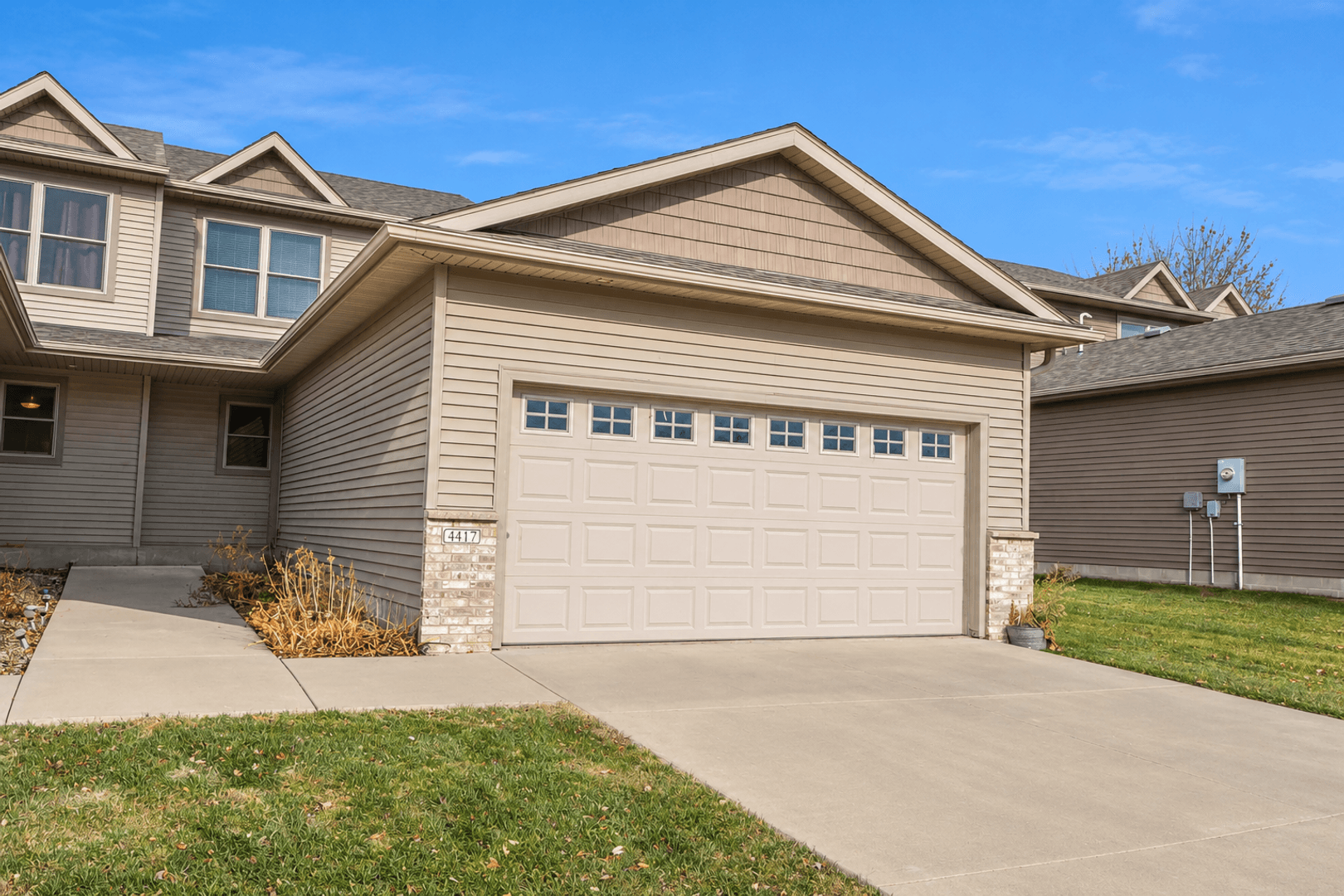 Rochester House: 4417 Heritage Pl NW