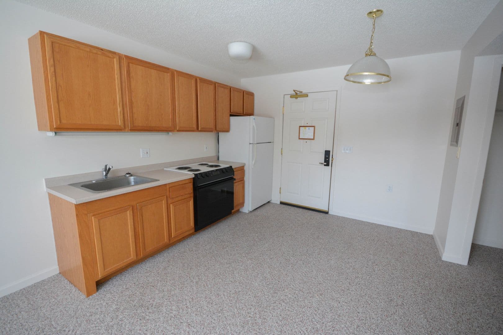 Stewartville Apartment: 110 4th St NE