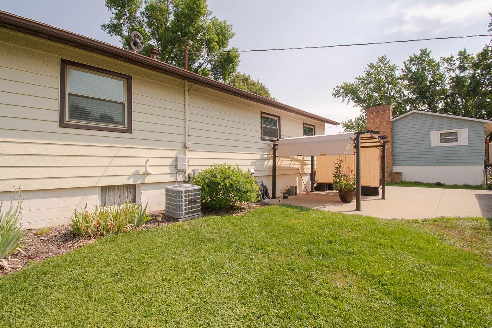Rochester House: 1308 40th St NW