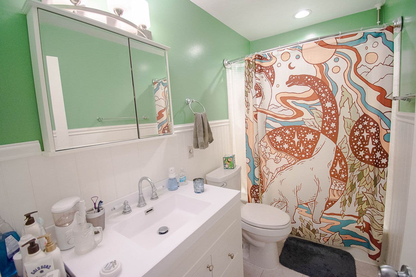 Rochester House: 1308 40th St NW