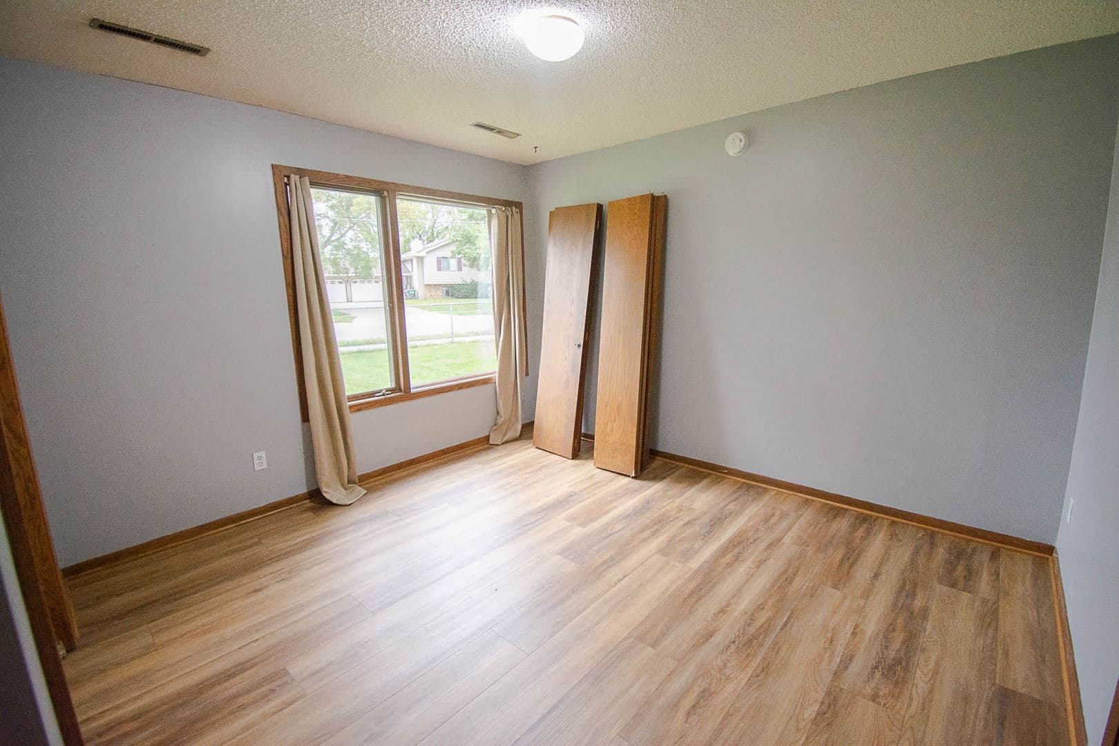 Rochester House: 764 Neville Ct SE
