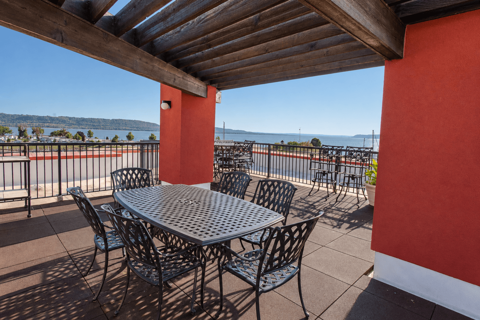 Lake City Condo: 101 S Washington St # 308