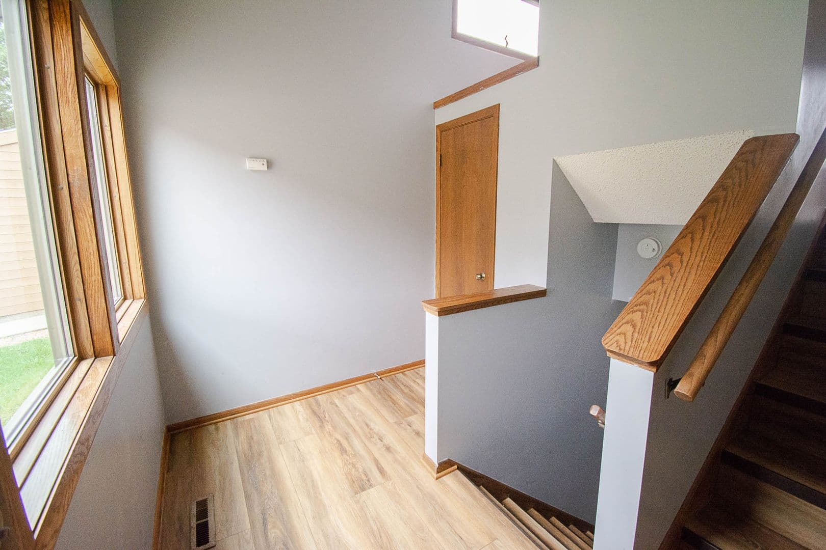 Rochester House: 764 Neville Ct SE