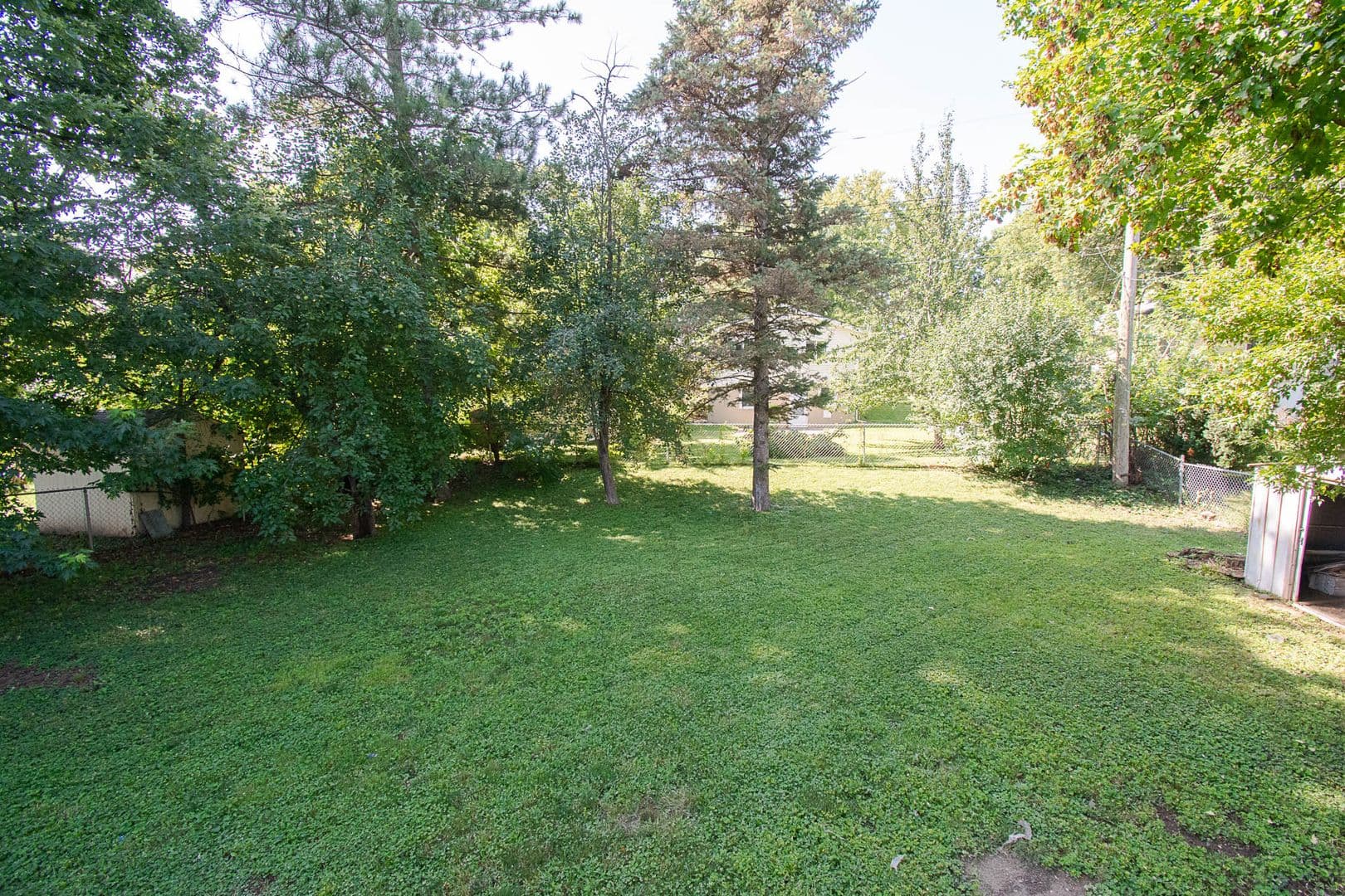 Rochester House: 2114 24th St NW
