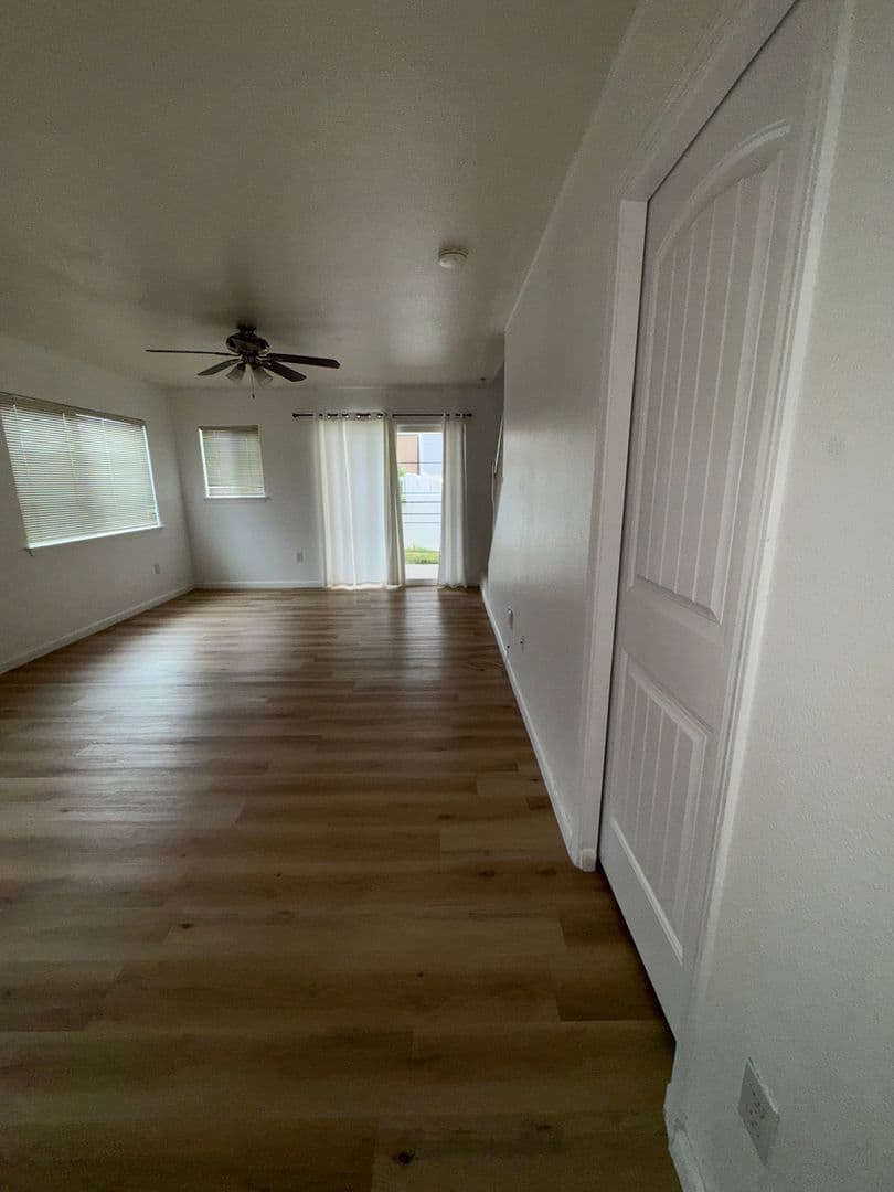 Kapolei House: 466 Kunehi St Apt 1101