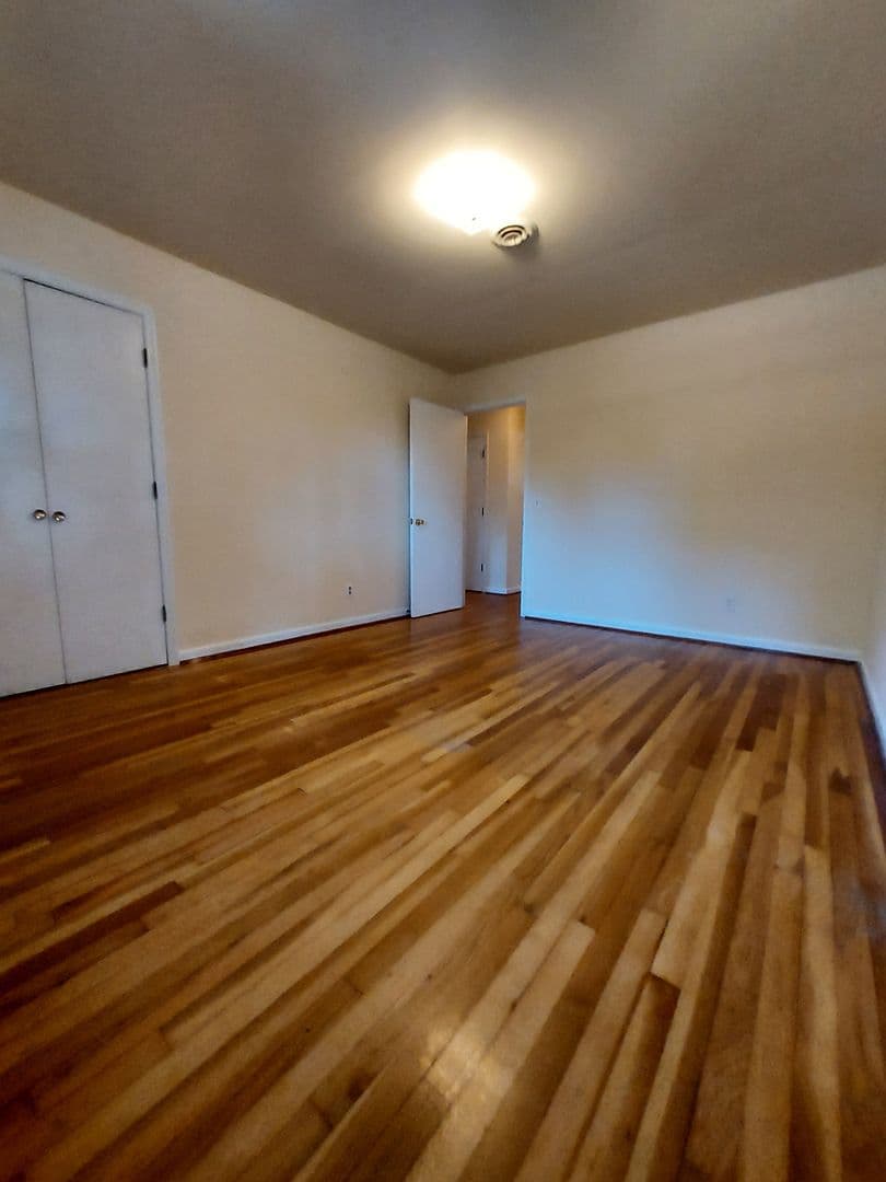 Hopewell Apartment: Cedar Level Rd. Apartments