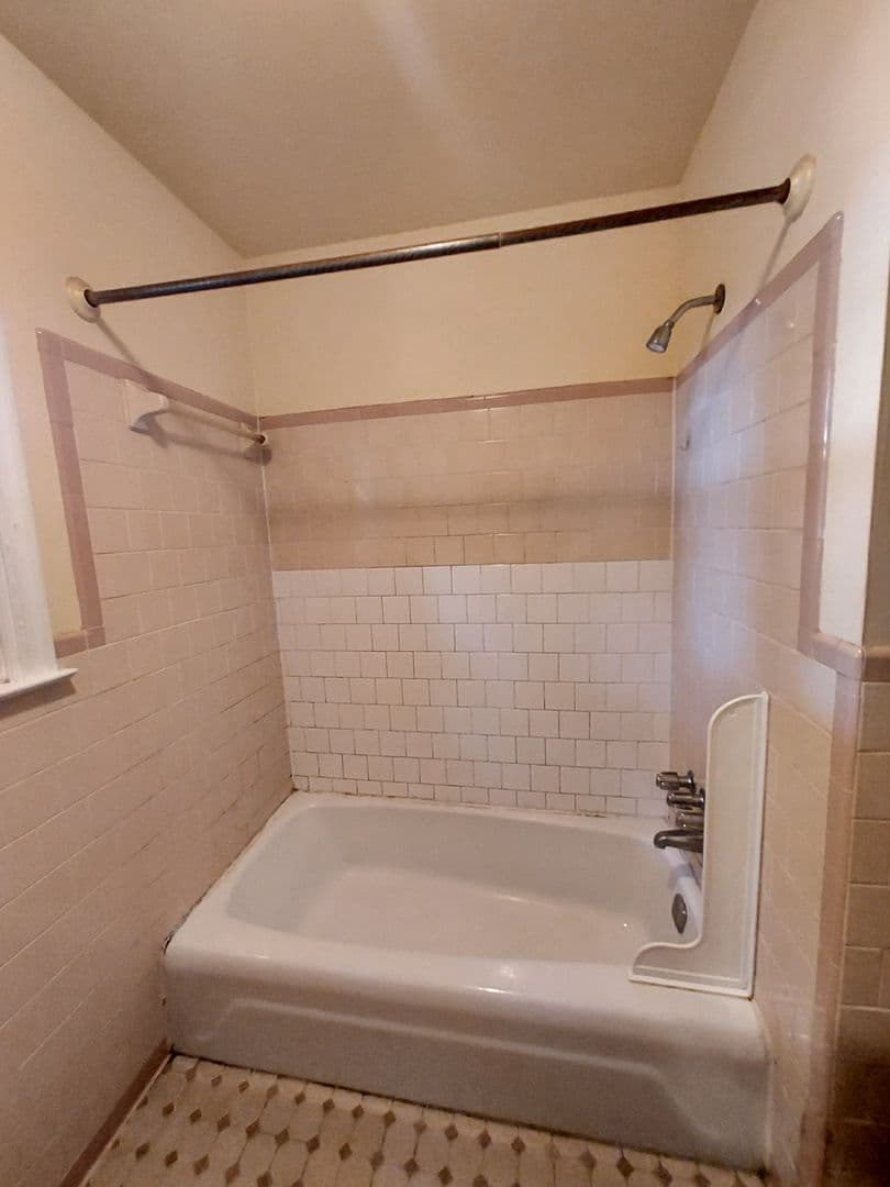 Hopewell Apartment: Cedar Level Rd. Apartments