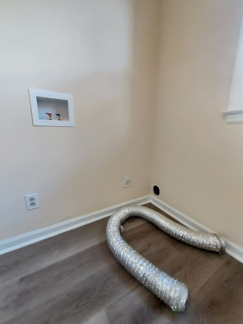 Hopewell Apartment: Cedar Level Rd. Apartments