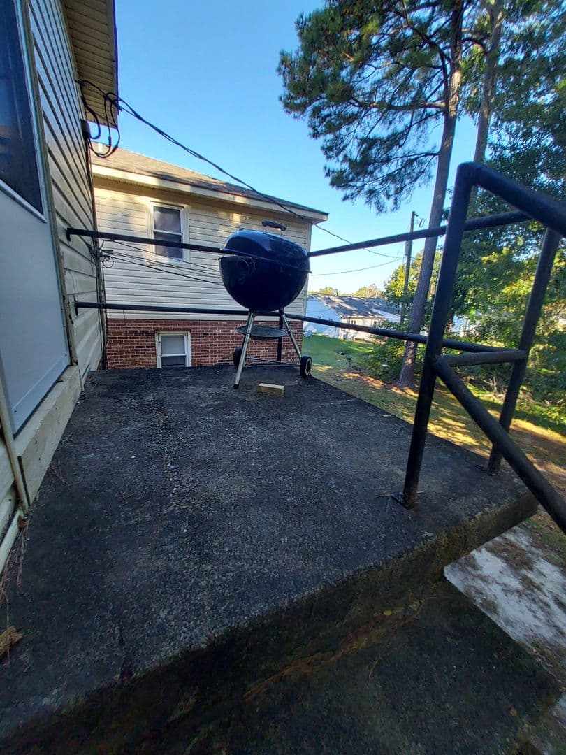 Hopewell Apartment: Cedar Level Rd. Apartments