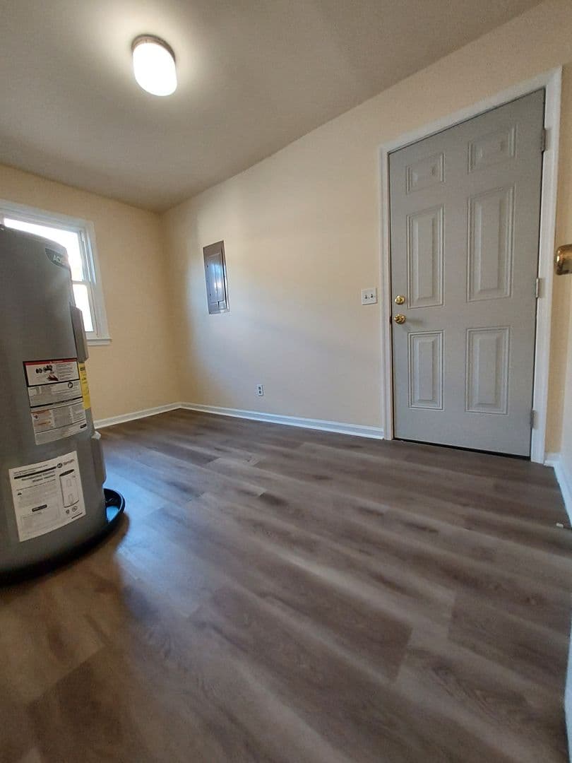Hopewell Apartment: Cedar Level Rd. Apartments