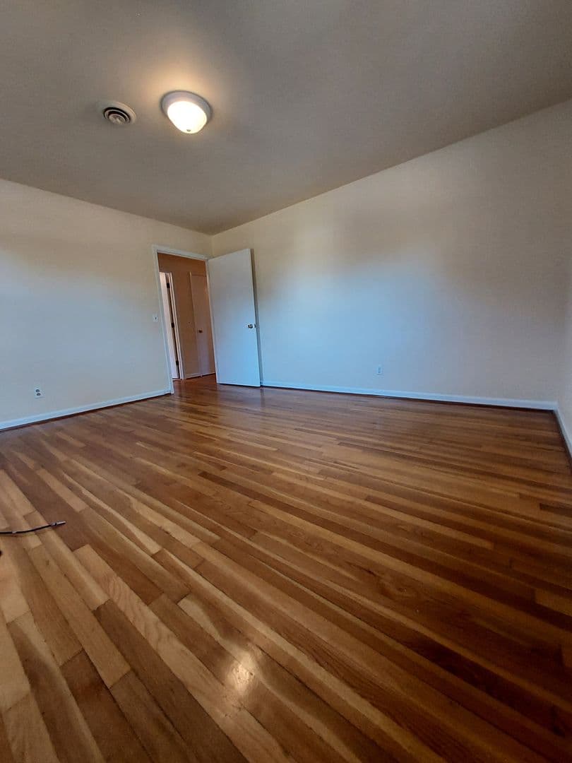 Hopewell Apartment: Cedar Level Rd. Apartments
