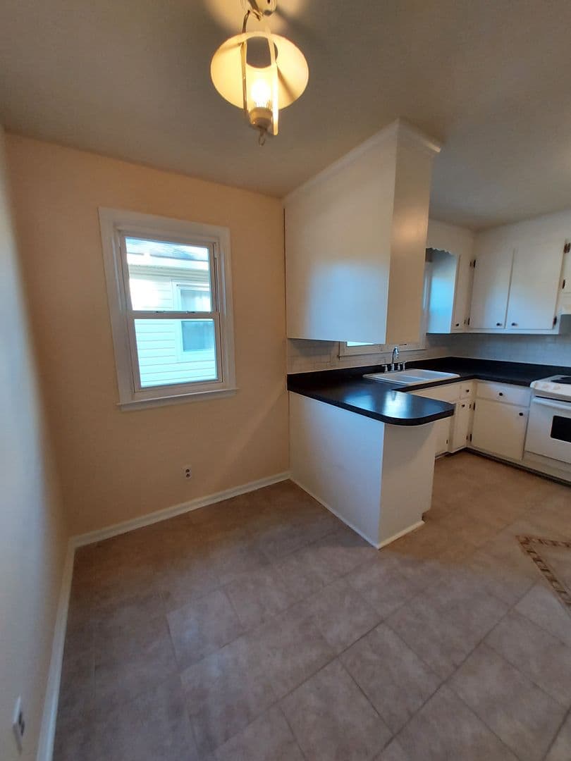 Hopewell Apartment: Cedar Level Rd. Apartments