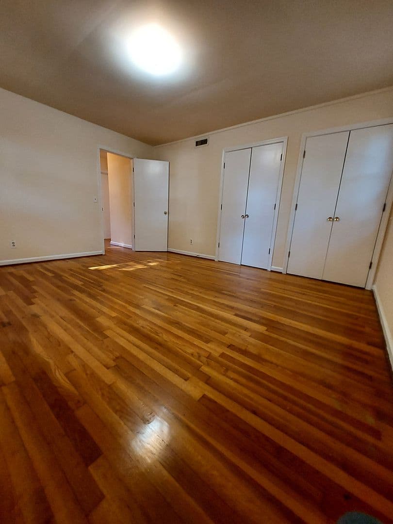 Hopewell Apartment: Cedar Level Rd. Apartments