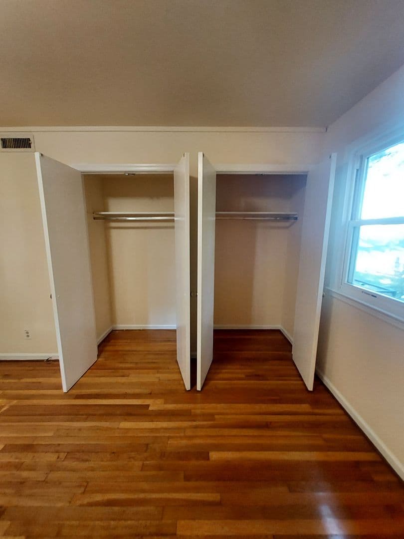 Hopewell Apartment: Cedar Level Rd. Apartments
