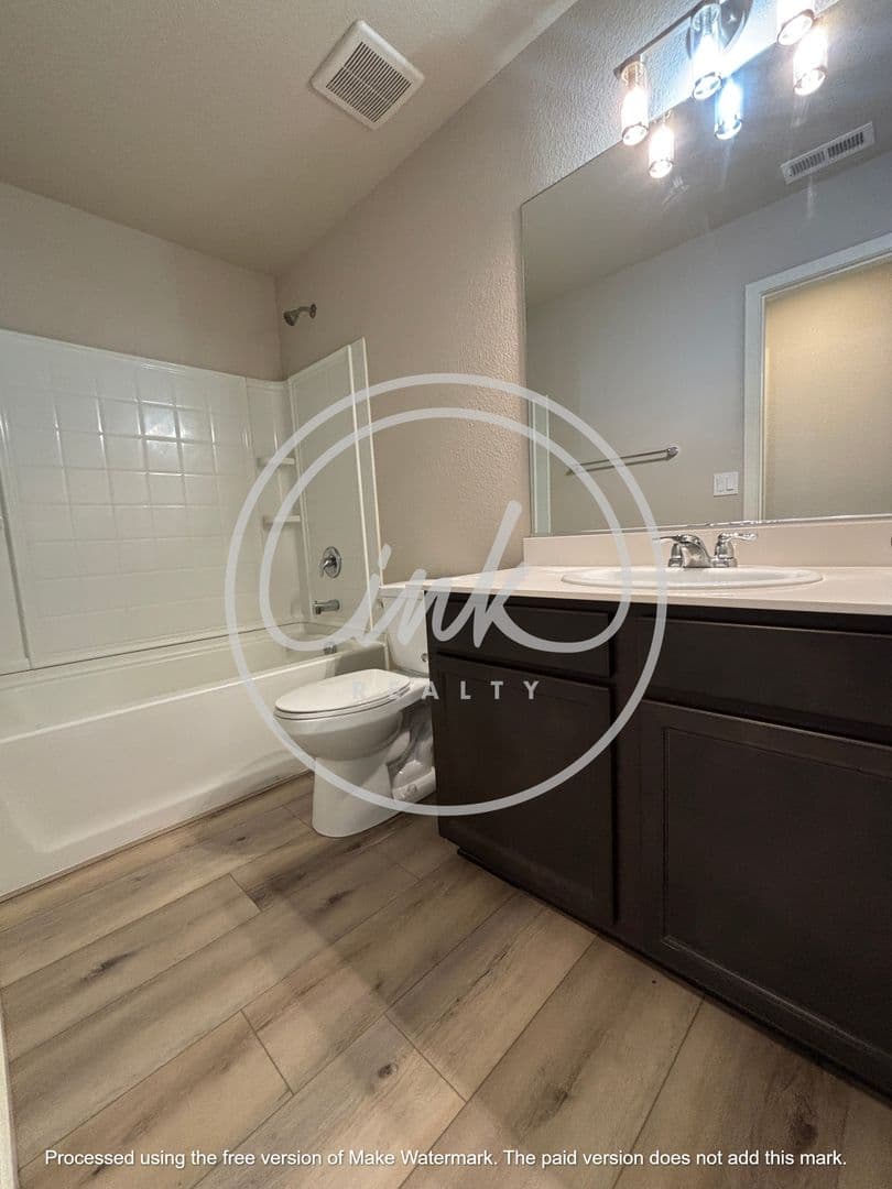 Gardnerville Apartment: 608 Crossing Circle