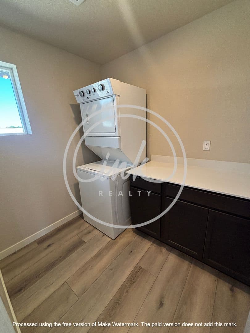 Gardnerville Apartment: 608 Crossing Circle