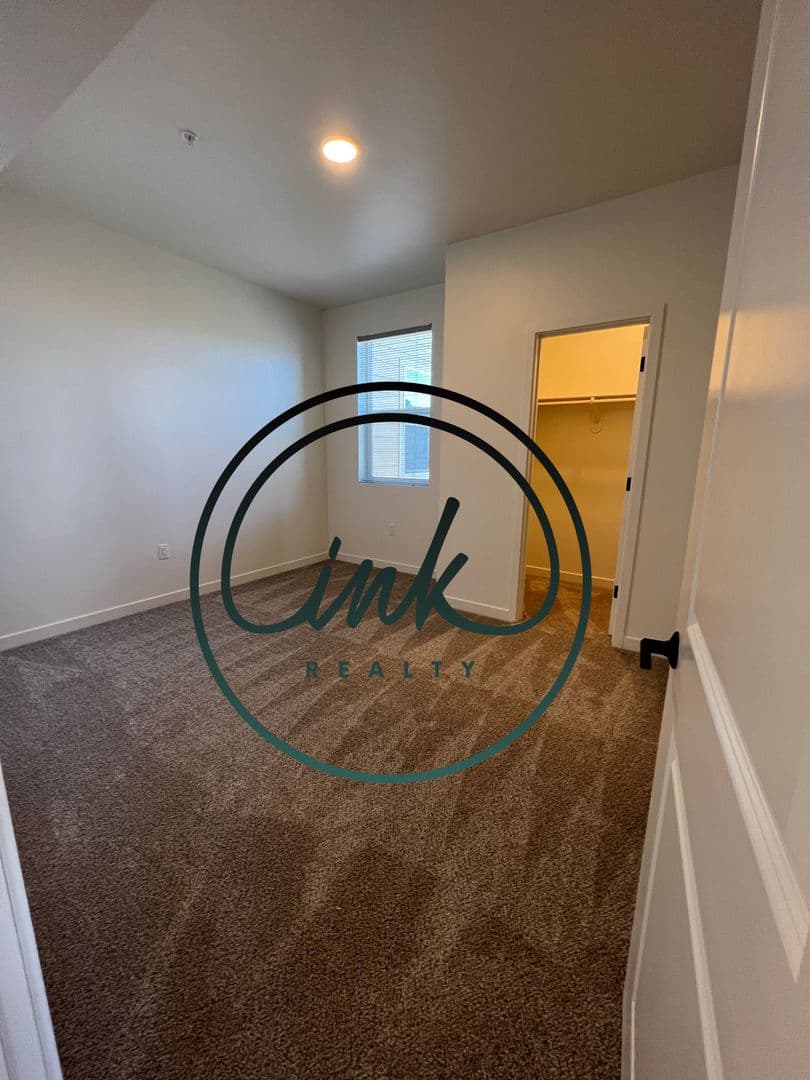 Gardnerville Apartment: 1261-1291 Crestmore Loop