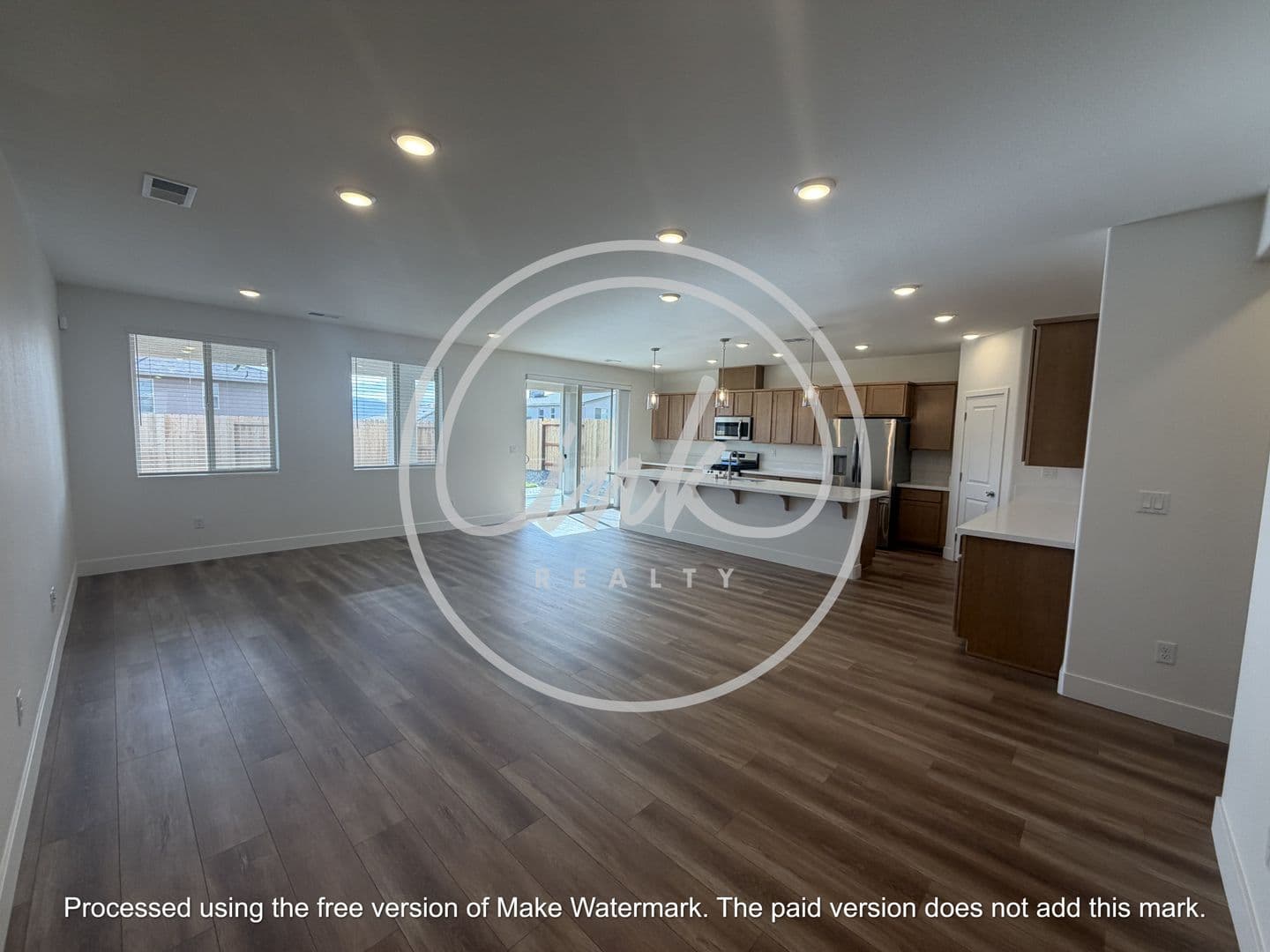 Carson City House: 185 Radiant Dr