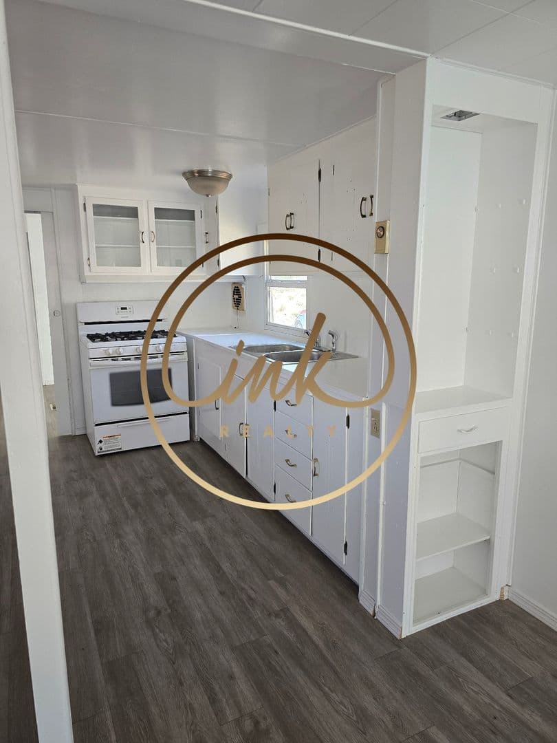 GARDNERVILLE Apartment: 1471 OLD HWY 395 S.